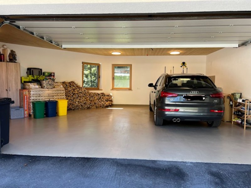 geschlossene-garage